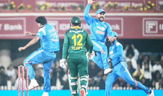 விராட் அதிரடிச் சதம் – இந்தியா அபார வெற்றி : தென்னாபிரிக்காவுக்கு பதிலடி