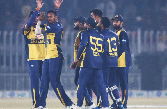 பாதிக்கப்பட்ட மக்களுக்கு உதவும் இலங்கை கிரிக்கெட்!