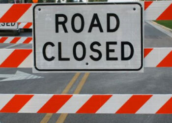 திடீரென மூடப்பட்ட கொழும்பு – கண்டி வீதி!