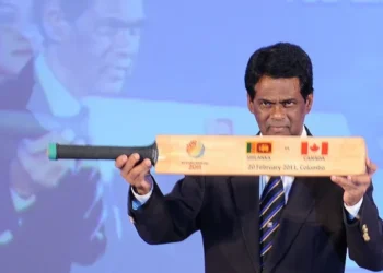 இலங்கை முன்னாள் கிரிக்கெட் வீரர் டி.எஸ். டி சில்வா காலமானார்!