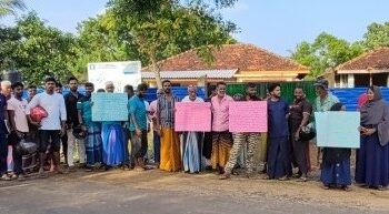 அனர்த்த நிவாரணத்தில் பாரபட்சம் : வவுனியா மக்கள் போராட்டம்