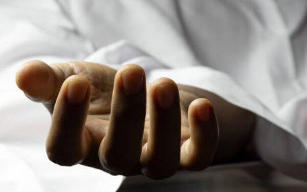 மனைவி தாக்குதல் : கணவன் உயிரிழப்பு