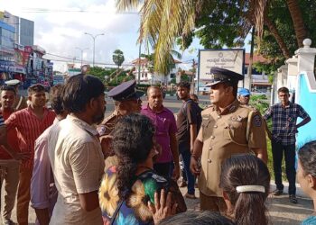 இளைஞன் திடீர் மரணம் : போராட்டத்தில் குதித்த மக்கள்!