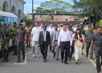 காலி கோட்டையை ஆய்வு செய்த சீனத் தூதுக்குழு