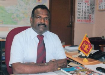 பதவிக்காக எதையும் தாரைவார்க்கும் – அரசாங்க அதிகாரிகள் சிலரால் பழைய பூங்கா அழிக்கப்பட்டது