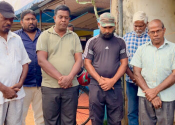 அனர்த்தத்தால் உயிரிழந்தோருக்கு வவுனியாவில் அஞ்சலி!