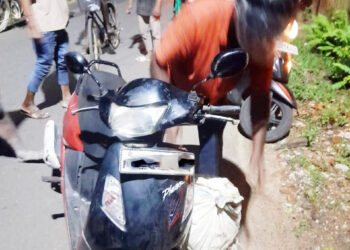 பொது இடத்தில் குப்பை கொட்டி, மாட்டிய மாநகர சபை உறுப்பினர்!