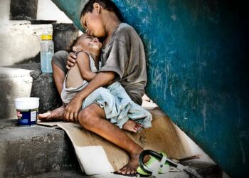 நாட்டில் அனாதை ஆக்கப்பட்ட – 20,000 சிறுவர்கள்!