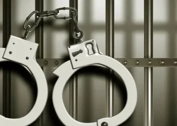 வெளிநாட்டு சிகரெட்டுகளை கடத்திய வர்த்தகர் கைது!