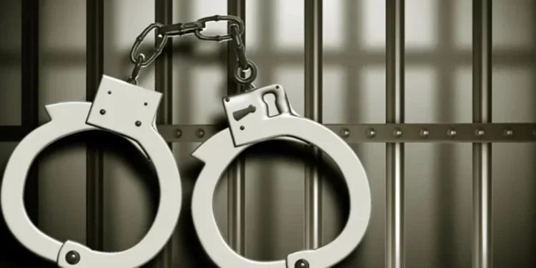 வெளிநாட்டு சிகரெட்டுகளை கடத்திய வர்த்தகர் கைது!