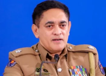 பண்டிகைக் காலத்தை முன்னிட்டு நாட்டில் விசேட பொலிஸ் பாதுகாப்பு!