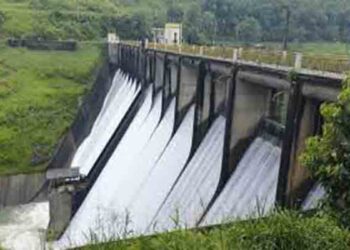 வெள்ளப்பெருக்கின் சேதங்களை அடுத்து – 266 குளங்களின் நீர்வழிப் பாதைகள் ஆய்வு