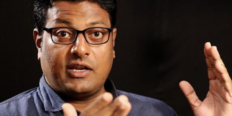 பொலிஸாரின் அராஜகத்திற்கு எதிராக வழக்குத் தொடுங்கள்