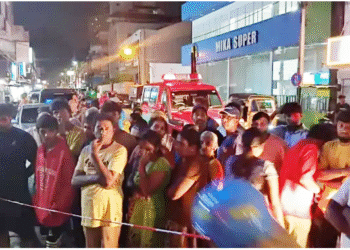 கொச்சிக்கடை பகுதியில் –  இடிந்து விழுந்த 5 வீடுகள்!