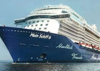 2,000க்கும் மேற்பட்ட சுற்றுலாப் பயணிகளுடன் இலங்கை வந்தடைந்த கப்பல்!