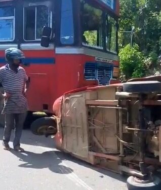 இ.போ.ச பஸ்ஸுடன் – மோதிய முச்சக்கரவண்டி : இருவர் படுகாயம்!