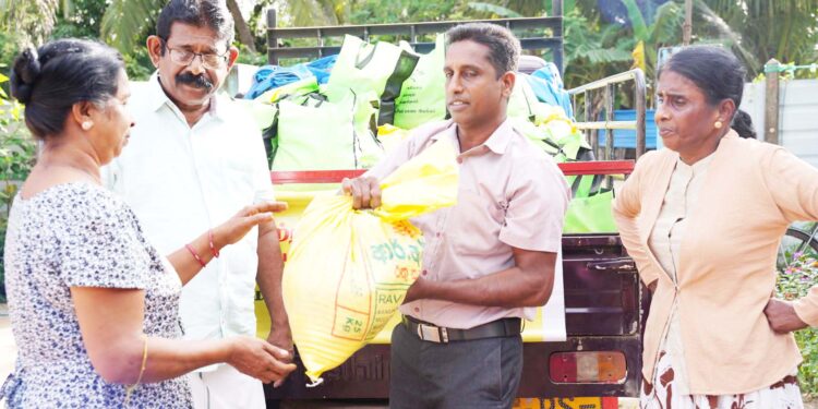 தமிழ்த் தேசியப் பசுமை இயக்கத்தால் – உலருணவுப் பொதிகள்