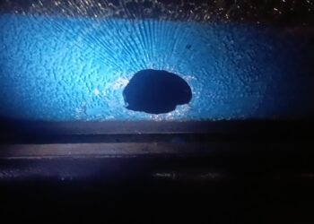 தனியார் பேருந்து மீது சுண்டிக்குளத்தில் கல்வீச்சு!