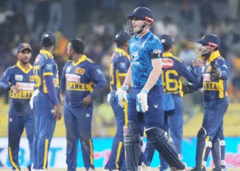 குசால் மெண்டிஸ் அதிரடி – இங்கிலாந்தை வீழ்த்தி இலங்கை அபார வெற்றி