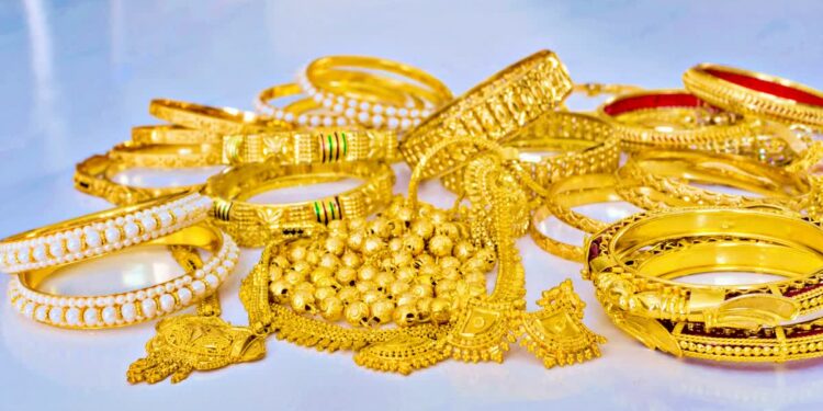 திடீரென சரிந்த தங்கத்தின் விலை!