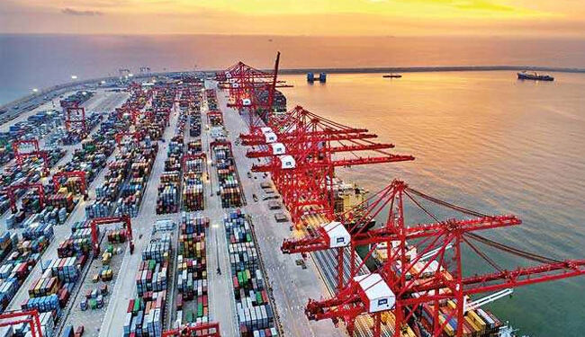 வரலாற்றில் புதிய மைல்கல்லை எட்டிய கொழும்புத் துறைமுகம்!