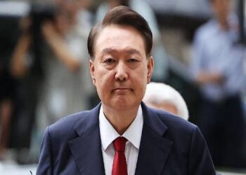 தென்கொரிய முன்னாள் ஜனாதிபதிக்கு 5 ஆண்டுகள் சிறை!