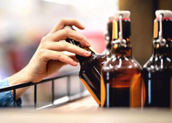 மதுபானத்தால் இலங்கைக்கு – ஒவ்வொரு ஆண்டுக்கும் 225 பில்லியன் இழப்பு