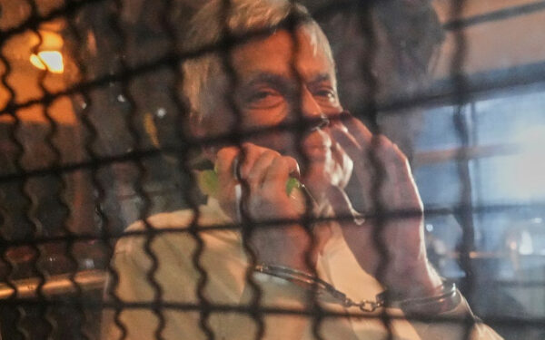 கொழும்பு வைத்தியசாலையில் ரணிலுக்கு சிகிச்சையளித்த வைத்தியர்களிடம் புலனாய்வுப் பிரிவு விசாரணை