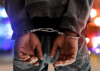 யாழ்.போதனாவிற்குள் நள்ளிரவு நுழைந்து கைபேசி திருட்டு