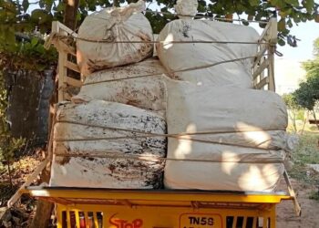 1600 கிலோ பீடி இலைகள் பறிமுதல்!