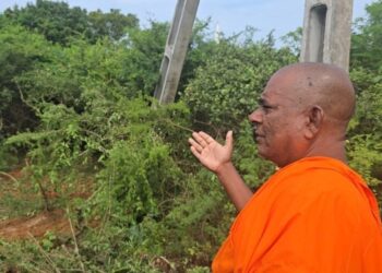 தையிட்டிக்கு வந்தார் – நயினாதீவு விகாராதிபதி