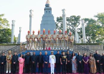 இந்திய குடியரசு தினத்தை முன்னிட்டு – இலங்கையில் அஞ்சலி!