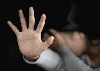 மாணவி துஷ்பிரயோகம் : இளைஞர்கள் கைது!