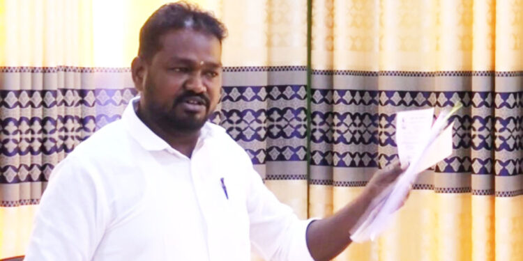 மாகாணசபையின் நியதிச்சட்டங்களை மீறி – உள்ளூராட்சி ஆணையாளரின் சுற்றுநிரூபத்தை நடைமுறைப்படுத்த இயலாது – கிஷோர் காட்டம்