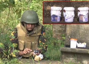 இராணுவச் சிப்பாயின் வீட்டிற்குள் – கைக்குண்டுகள் மீட்பு!