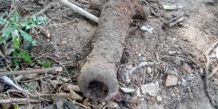 பருத்தித்துறையில் பழங்கால பீரங்கி