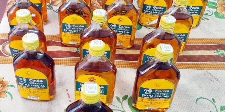 பொலிஸாருக்கு சாராயம் விற்றவர் அராலியில் கைது!