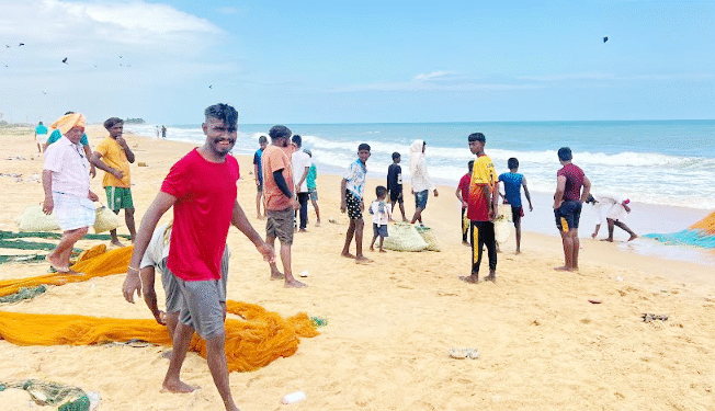 மீன்பிடி நாள் தொழில் – நாகர்கோவிலில் ஆரம்பம்