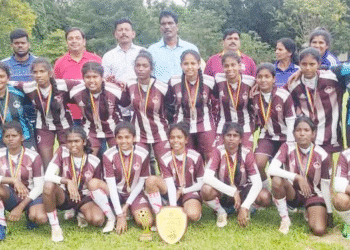 தேசிய மகுடம் சூடியது மகாஜனா மகளிர் அணி!