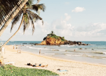 ஆசியாவின் சிறந்த கடற்கரைகள் பட்டியல் – இலங்கையின் மிரிஸ்ஸ