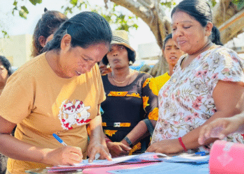 மன்னார் மாவட்டத்தில் – பயங்கரவாதச் சட்டத்திற்கு கையெழுத்துப் போராட்டம்!