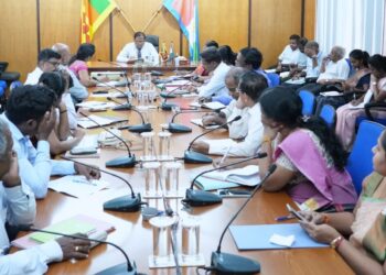 மாகாண பொருளாதாரத்தை மேம்படுத்தக் கூடிய முன்மொழிவுகளை உடன் தயாரிக்க வேண்டும்