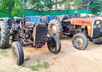 குடமுருட்டி ஆற்றுப்பகுதியில் சட்டவிரோத மணல் அகழ்வு!