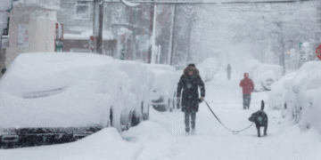 அமெரிக்காவில் கடும் பனிப்புயல்!