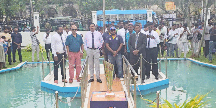 யாழ்ப்பாணம் வந்தடைந்த ரி-20 உலகக் கிண்ணம்