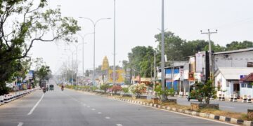 கிளிநொச்சி நகரிலுள்ள – நான்குவழி சாலையை விரிவுபடுத்த யோசனை