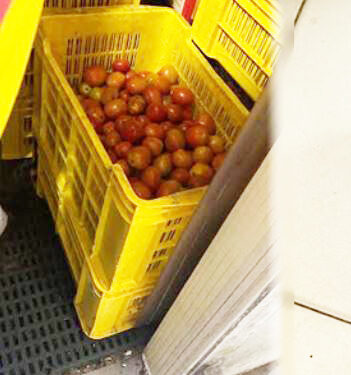 காலாவதியான பொருட்கள் விற்பனை – வர்த்தக நிலையத்தின் மீது சுகாதார பிரிவு நடவடிக்கை!