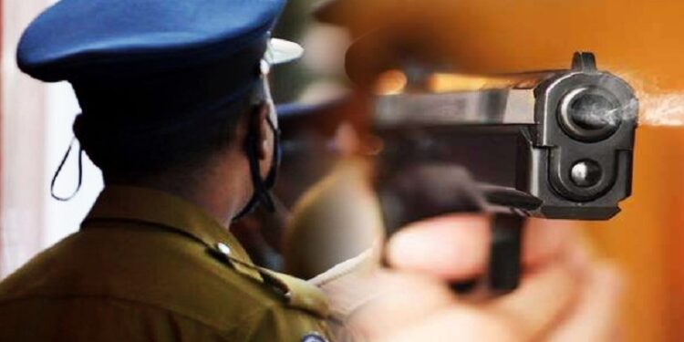 கட்டளையை மீறிச் சென்ற லொறி மீது – பொலிஸார் துப்பாக்கிப் பிரயோகம்!