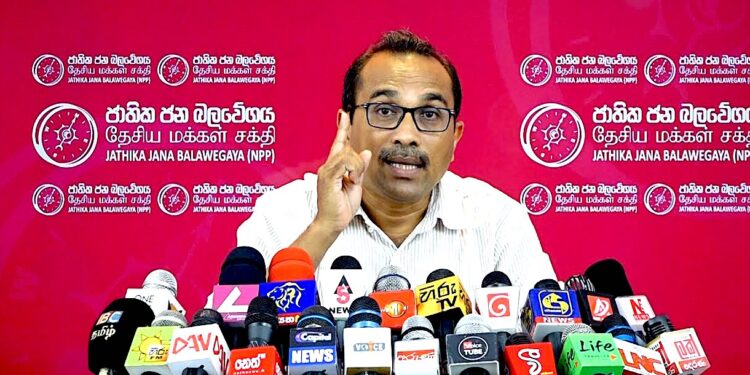 யாழில் தேவைக்கு மேலதிகமாகவுள்ள படையினரை விலக்க பேச்சுக்கள் ஆரம்பம்