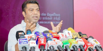 வெள்ளை வான் கலாசாரத்தின் பிதாக்கள் – அரசாங்கத்திற்கு சேறு பூச முயற்சிப்பது வேடிக்கை